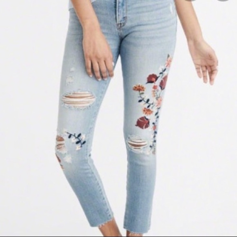 Floral Light Wash Jeans